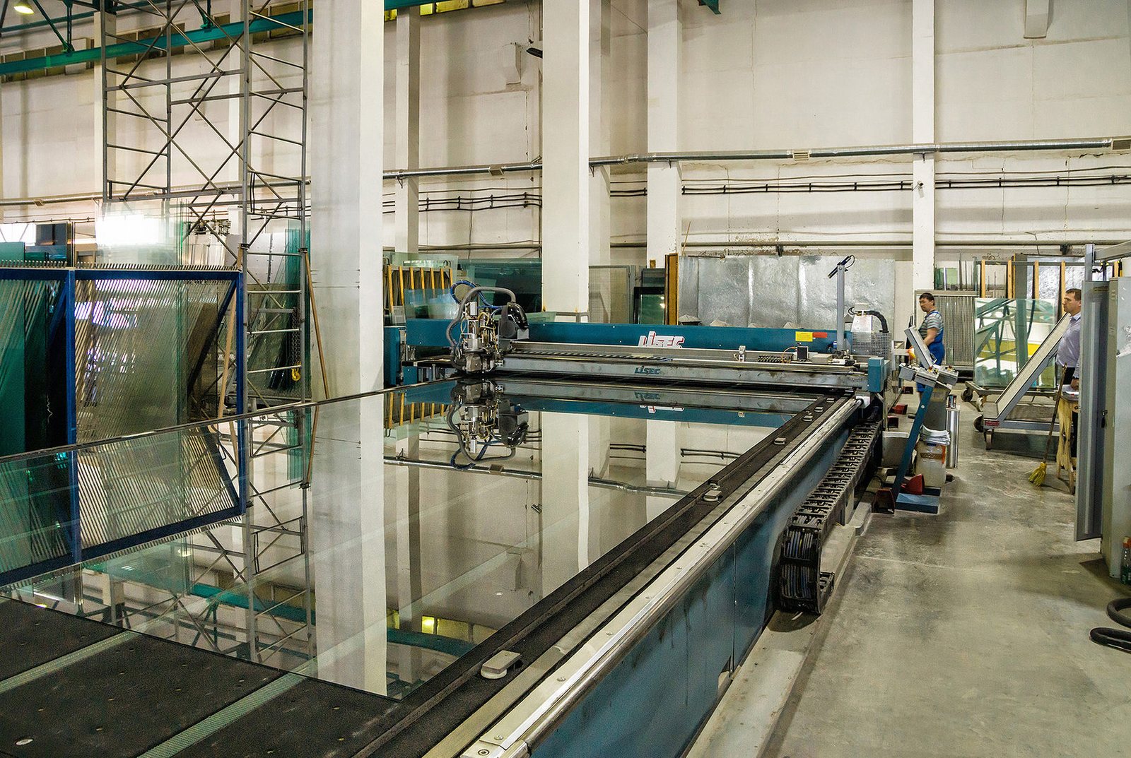 Glass cutting on CNC