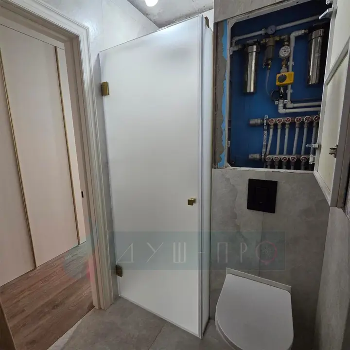 Corner · hinged