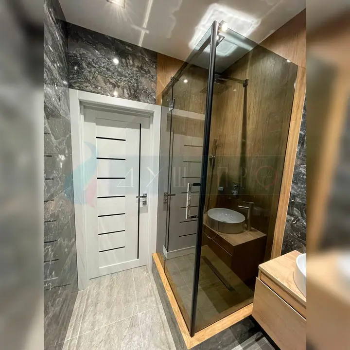 Corner · hinged