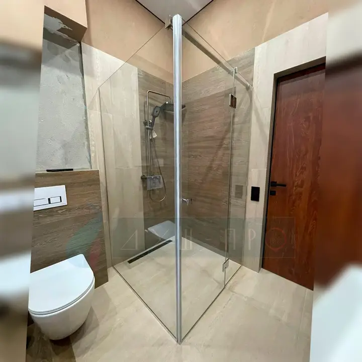 Corner · hinged