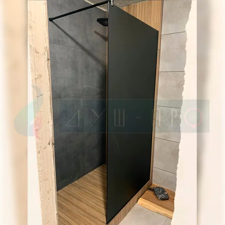 Fixed panel