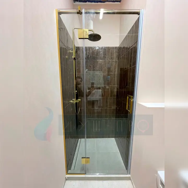Alcove · hinged