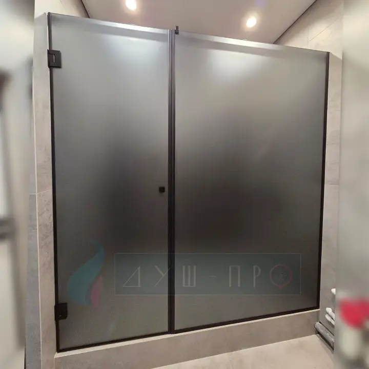 Alcove · hinged