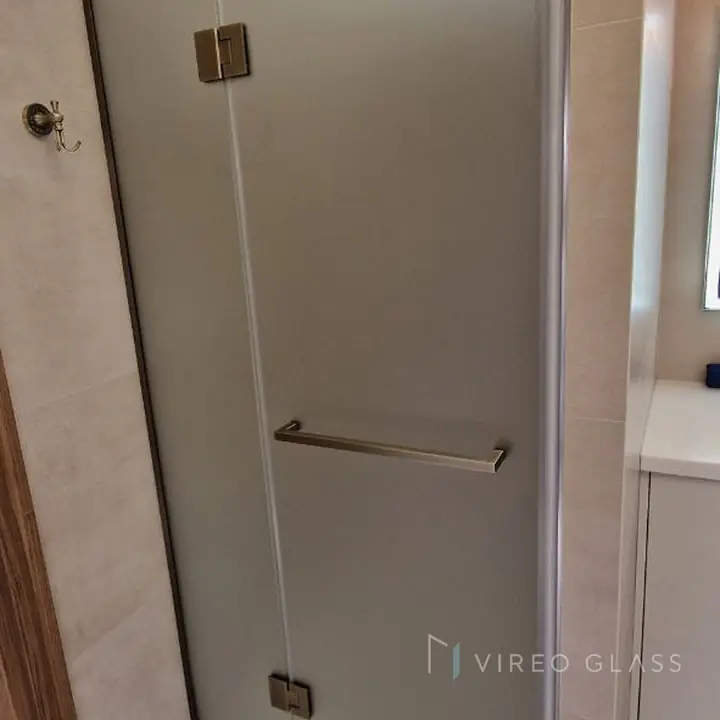 Alcove · hinged