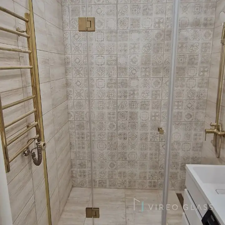 Alcove · hinged