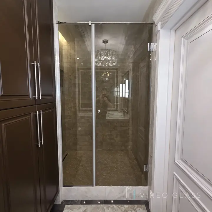 Alcove · hinged