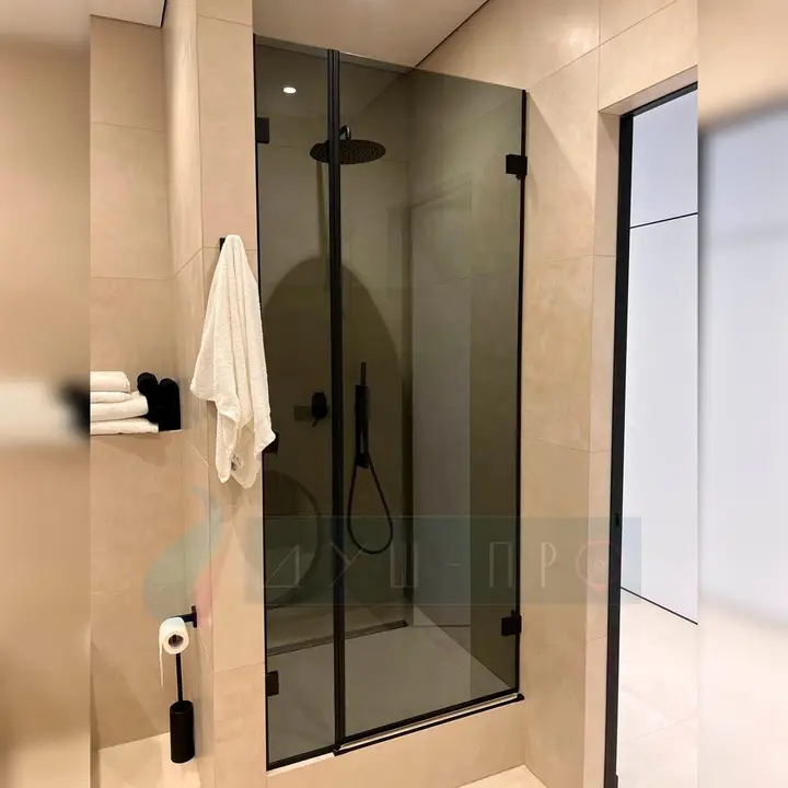 Alcove · hinged