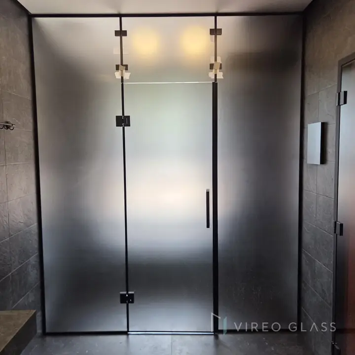 Alcove · hinged
