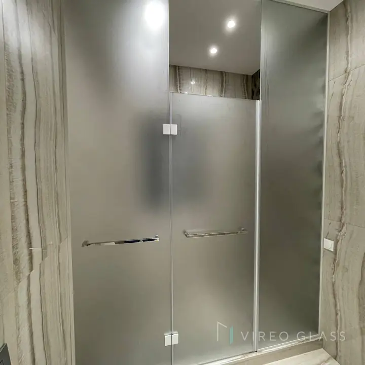 Alcove · hinged